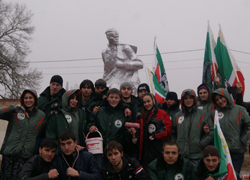 Активисты движения «Ахмат» провели акцию «Герой Сталинграда»