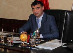 М. Дадаев: «Ситуацию с саранчовыми вредителями нужно решать незамедлительно»