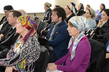 Трудности образовательных учреждений в отделенных селах дискуссировались в Шатое