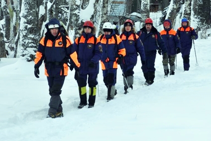 В Домбае проходит учебно-тренировочный сбор спасателей Северного Кавказа
