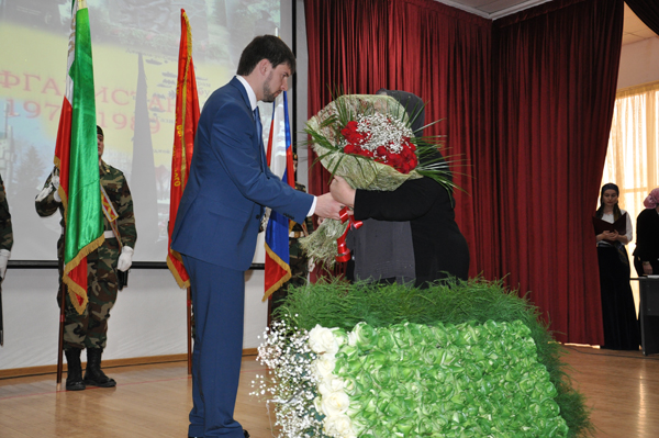 В Суровом отметили 25-ю годовщину вывода русских войск из Афганистана