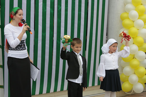 Р. Кадыров побывал на торжественной линейке в родной школе